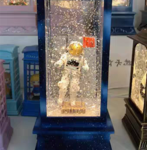 包邮新款星空外框太空人飘雪风灯音乐盒 量非...