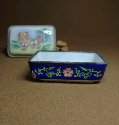 铜胎画珐琅印泥盒。民国或解放初期-铜胎画珐...