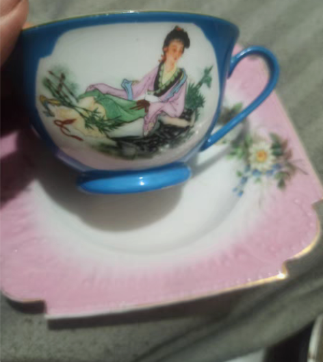 包邮全品侍女茶杯一个送茶碟。包邮到家。 感...