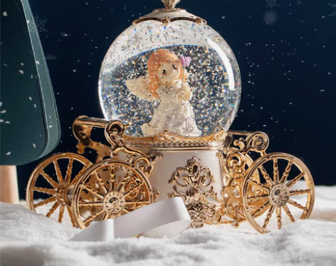 转卖梦幻雪花南瓜车水晶球音乐盒八音盒夜灯送...