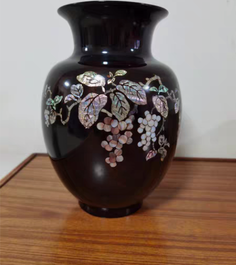 包邮老物件花瓶，镶嵌螺钿，21公分高，最大...