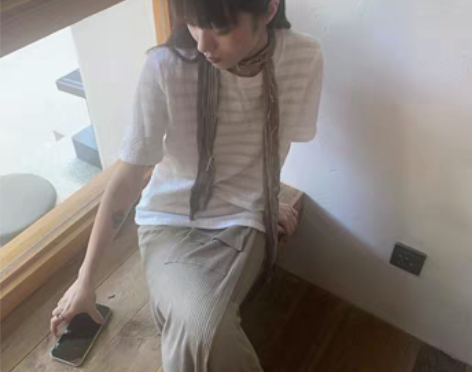 转卖ang:project 夏季新款小众镂...