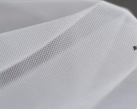 转卖90米一卷双线正六角眼硬质网纱－哑光超...