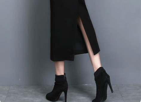 黑色高腰半身裙女春秋2023年新款显瘦百搭...