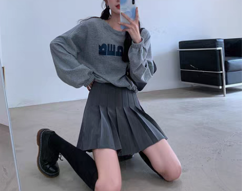 转卖SINGSONG百褶裙女2022春秋季...