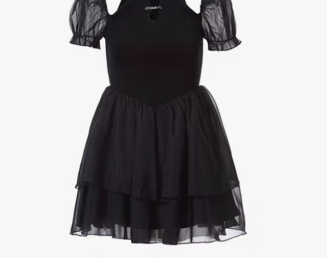 转卖全新新款女装夏季小众设计显瘦辣妹短裙公...