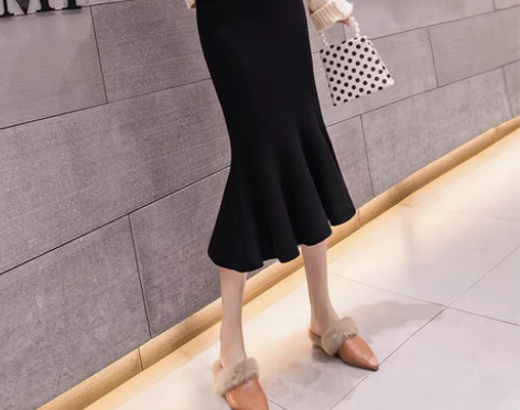转卖黑色鱼尾裙针织半身裙女春秋2021新款...
