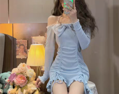 转卖纯欲风性感露肩蝴蝶结吊带连衣裙女春法式...