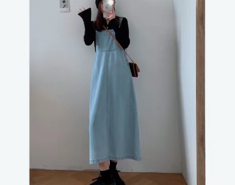 转卖苏安家 自制款减龄学院风牛仔背带裙女秋...