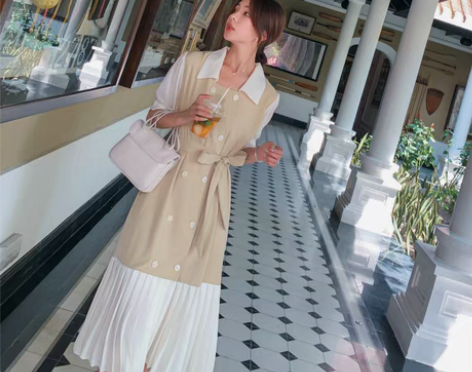 转卖法式复古雪纺连衣裙夏女田园风双排扣小香...