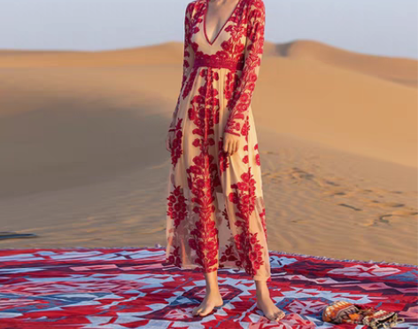 转卖沙滩裙高端海边度假连衣裙三亚波西米亚长...