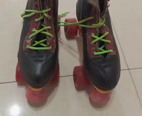 轮滑鞋 划冰鞋 旱冰鞋 滑板鞋 图1到4四...