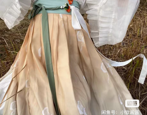 包邮南阁星河原创汉服家的采茶雾 一整套给钱...