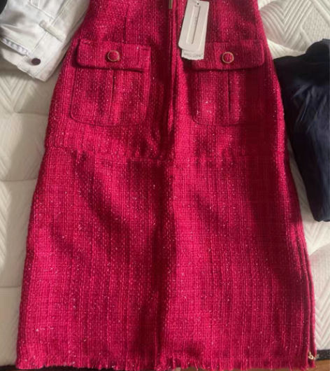清仓，专柜品牌折扣女装新款夏季亮丝半身裙包...