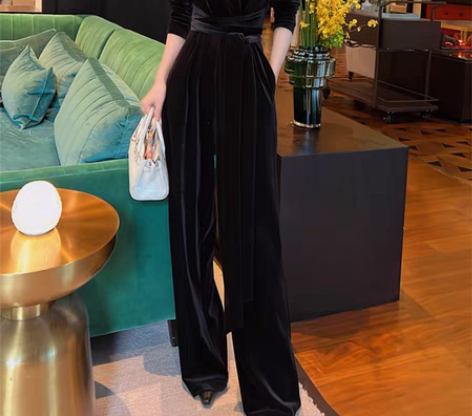 转卖赫本风气质名媛丝绒连体裤女2022秋季...