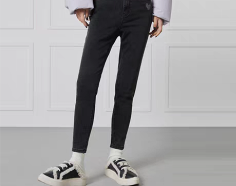 转卖【99价】ONLY2022秋季新款牛油...