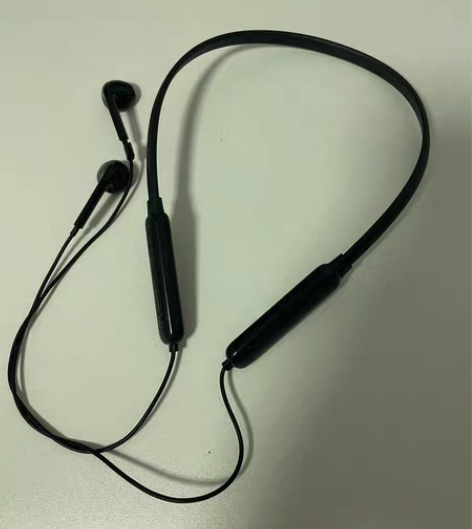 蓝牙运动耳机 音质很好 全新未用 没有包装...