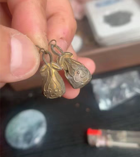 包邮清代福袋银鎏金铃铛一对 品相完美，古老...