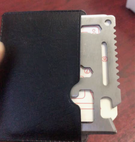 包邮多功能卡片功具瓶起子扳手配pu皮套 感...