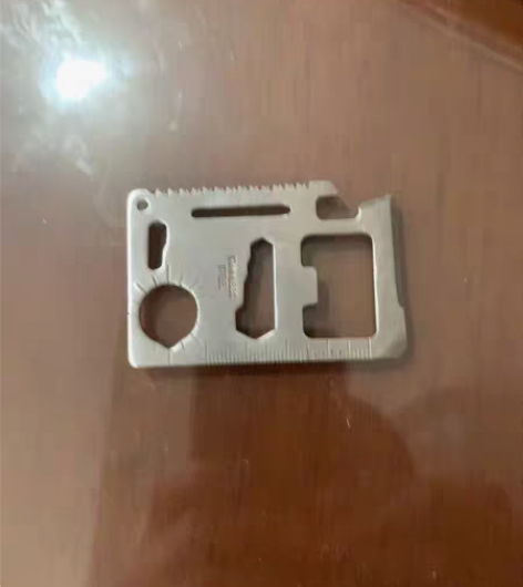 包邮多功能户外用品 多功能户外不锈钢工具￥...