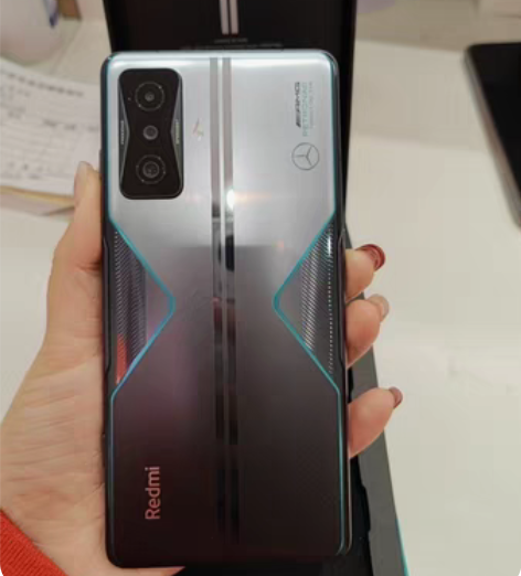 红米K50电竞冠军限定版 配置:12+25...