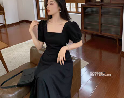 转卖【红与黑裙】版型绝了,上身美… 颜色分...