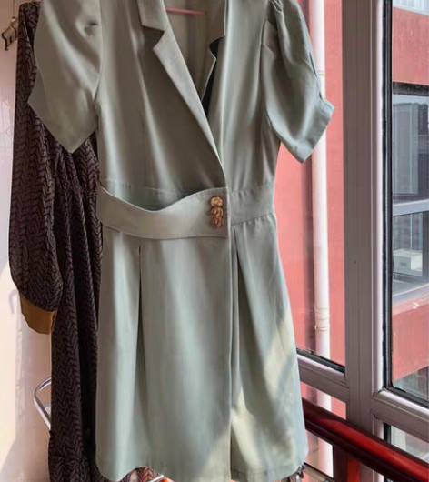 包邮朝花夕拾青瓷绿色连衣裙，S码，吊牌未摘...