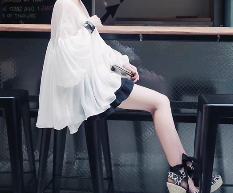 包邮雪纺防晒上衣 穿上很仙 实物有厚度不太...