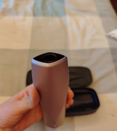 包邮最近很火的飞莫家用美容仪 全新的，买来...