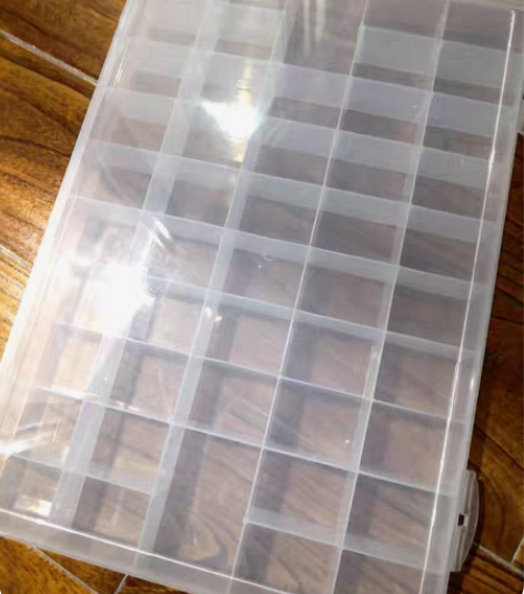 包邮水粉颜料盒大容量写生便携丙烯水彩调色盘...