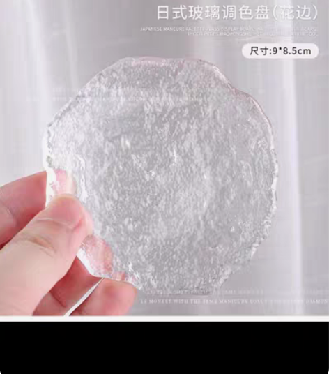 包邮调色盘美不美,喜欢的来 4块一个包邮哦...