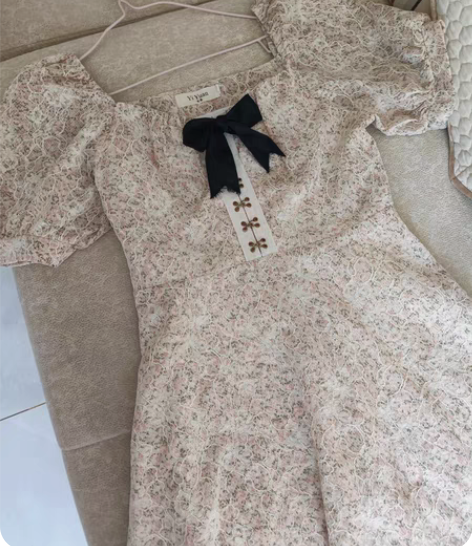 糖果雨甜美背带裙 全新无吊牌未下水，一旦售...