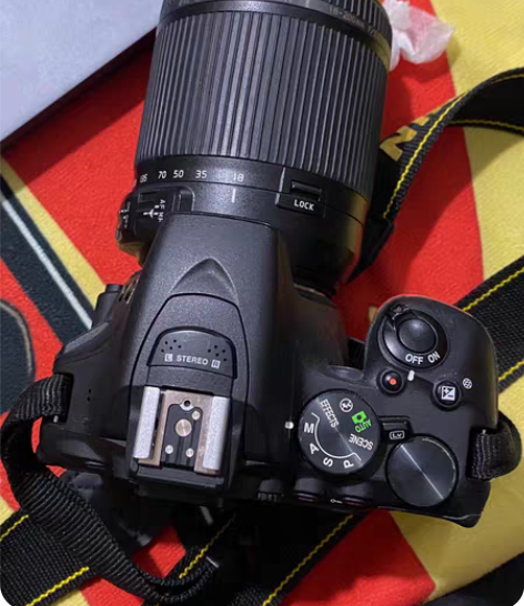 包邮出闲置自用入门级单反尼康D5600 套...