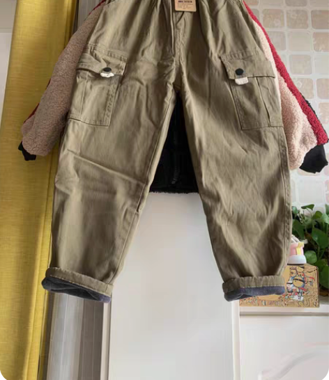 包邮全新加绒工装裤130码，长70厘米，9...