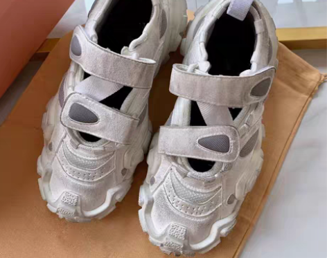 包邮徐琳同款运动鞋女白色做旧小脏鞋轻盈透气...