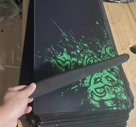 包邮【全新包邮】雷蛇鼠标垫游戏电竞大号加厚...