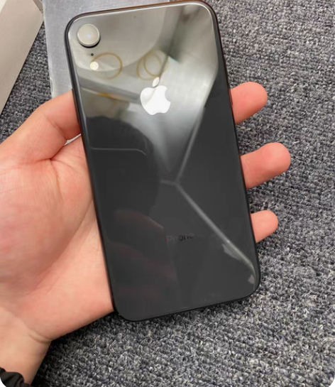 出自用xr 橙64GB  不是手机贩子！这...