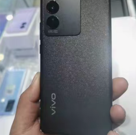 包邮vivo s16全新，视频机为演示，全...