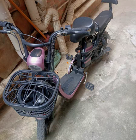 代步电动车自提车7新 带一个电池 续航...