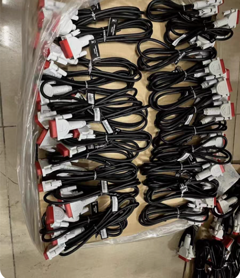 原装三星18+1 内置磁环 1.5米DVI...