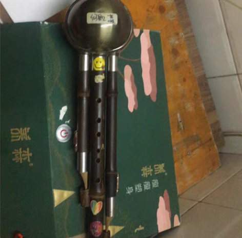 包邮　葫芦丝，小朋友能吹响 感兴趣的话点“...