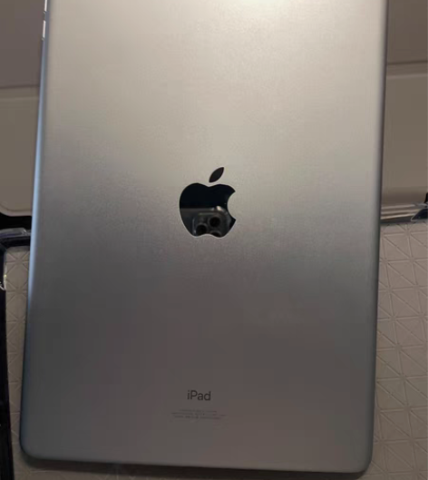 ipad9，64G，绝对的正品，买了一个月...