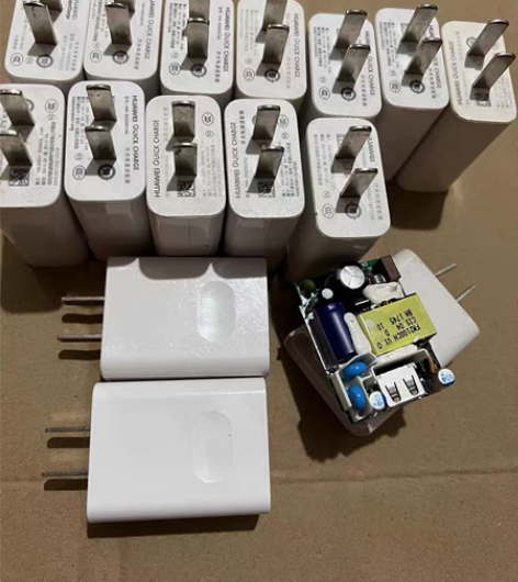 包邮二手华为18W快充原装充电器头 9V2...