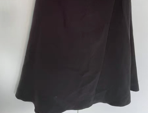 品牌:简朵(黑色半身裙) 尺码:165 ...