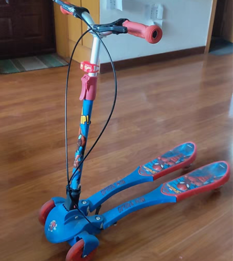 包邮迪士尼儿童蛙式滑板车迪士尼儿童蛙式滑板...