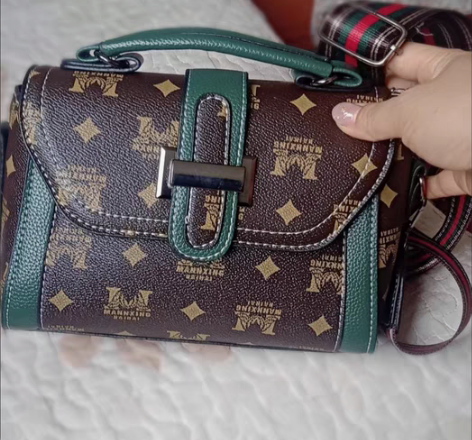 包邮【清仓处理】真皮质感包包女百搭单肩斜挎...