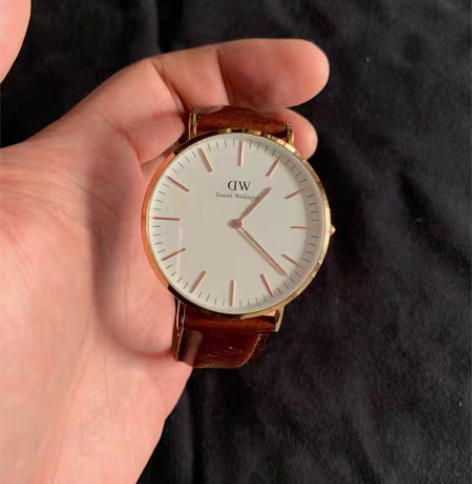 包邮DW男士手表 去年朋友从香港买回送我的...