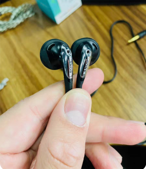 索尼MDR E0931 成色基本全新见图片...