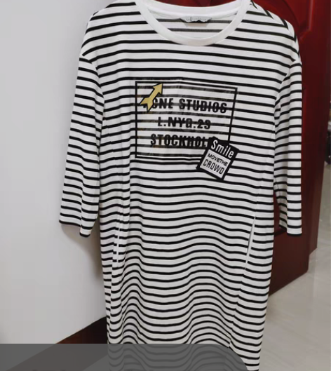 包邮全新拉夏贝尔条纹打底 感兴趣的话点“我...