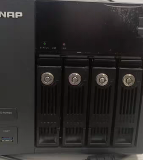 qnap威联通TS-453Pro，专业4盘...